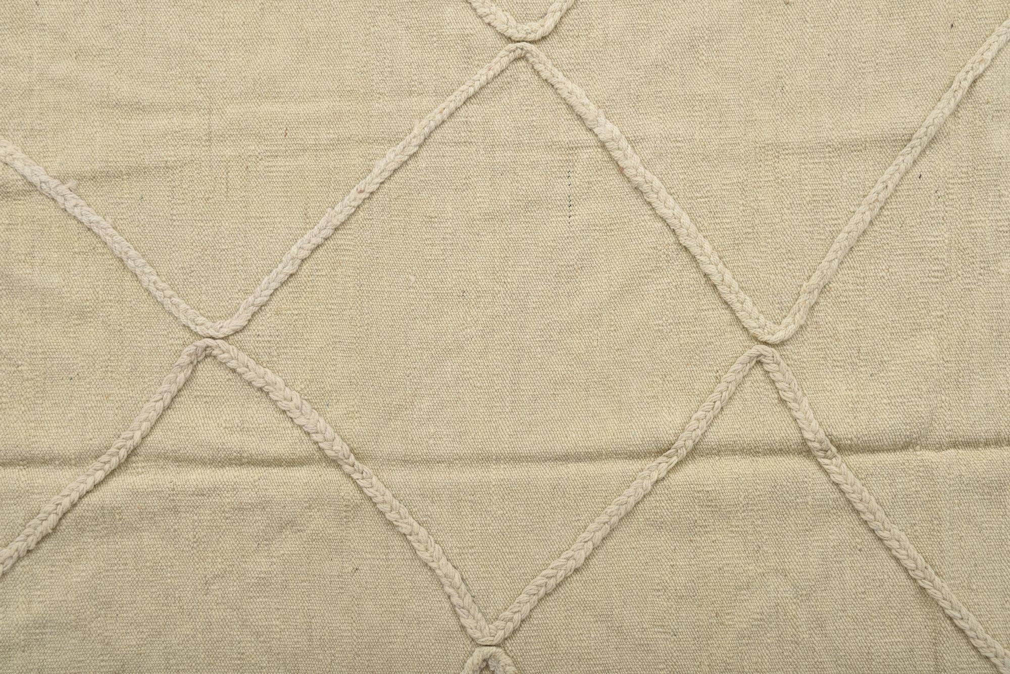 4' 7 x 6' 4 Hand Woven Kilim Modern Wool Rug