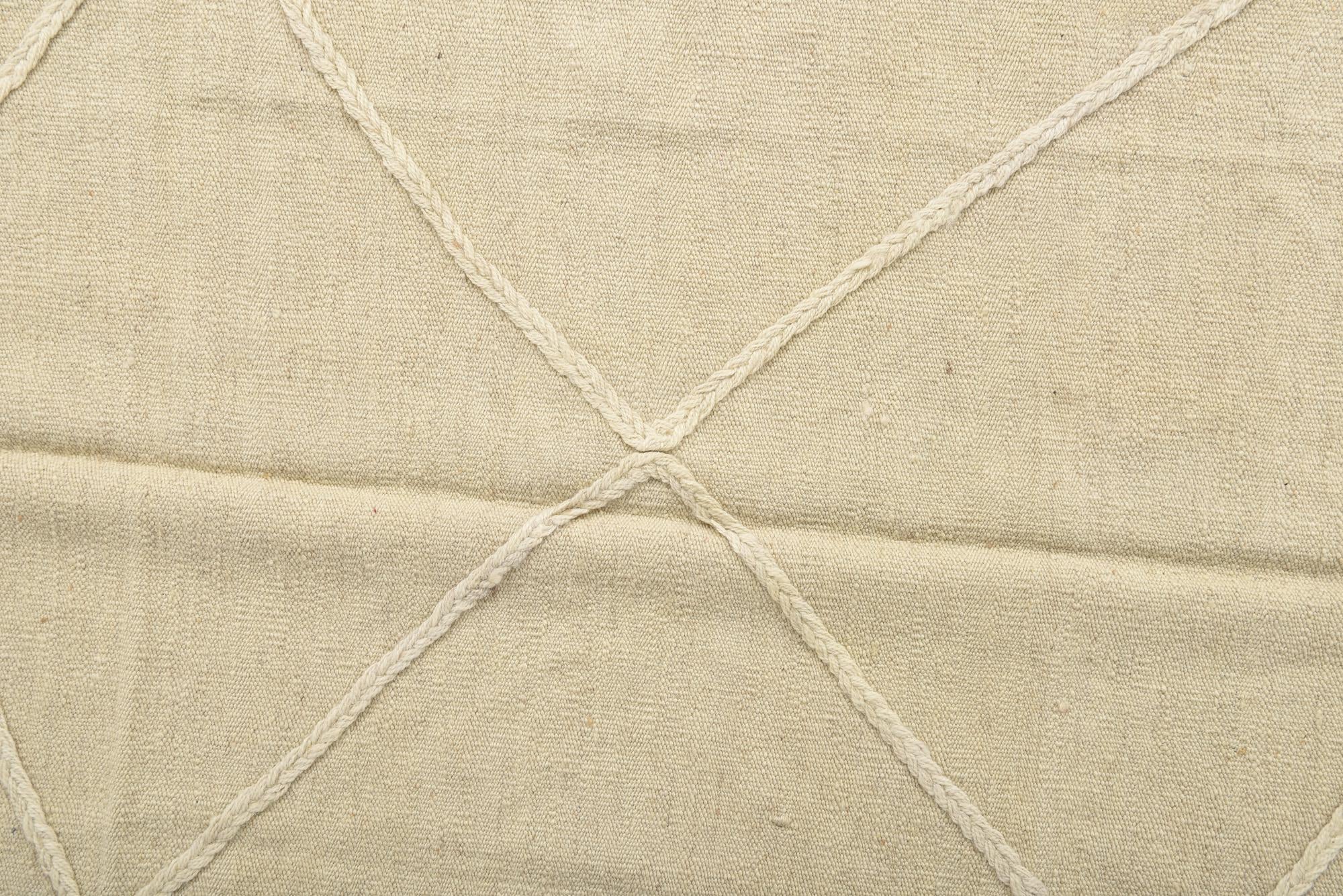 5' 9 x 7' 10 Hand Woven Kilim Modern Wool Rug