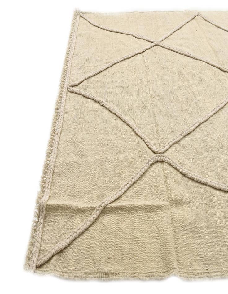 Detail image of 4' 2 x 5' 8  Hand Woven Kilim Modern Wool Rug