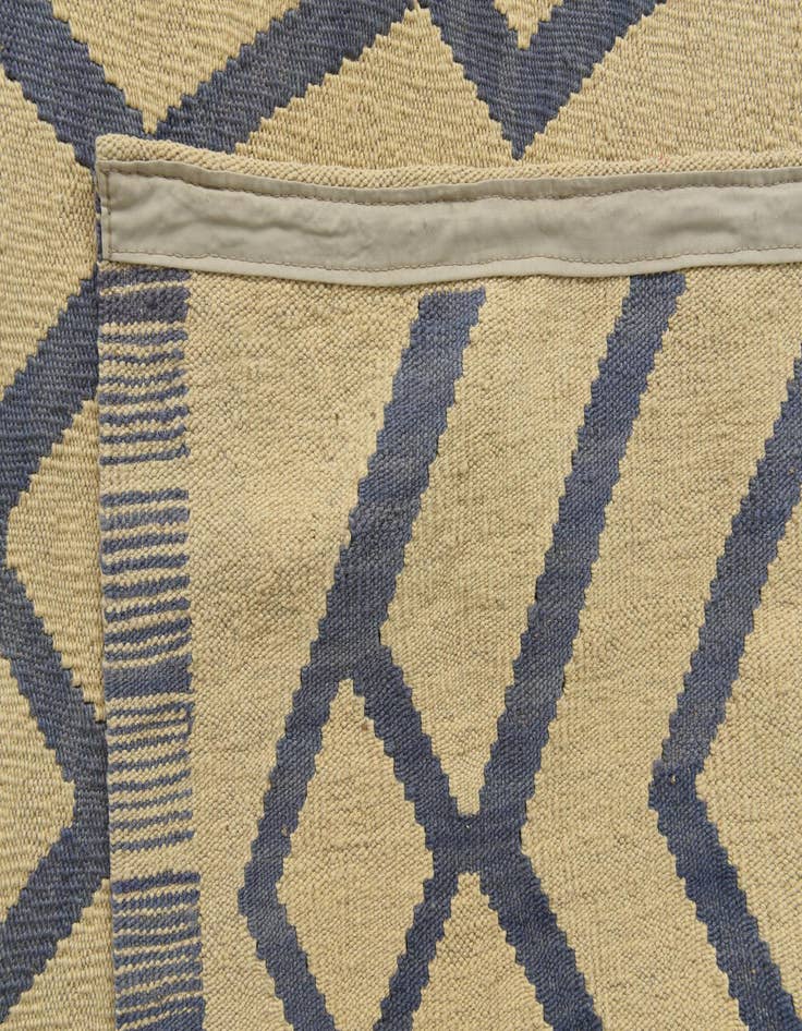 Detail image of 6' 2 x 7' 9  Hand Woven Kilim Modern Wool Rug