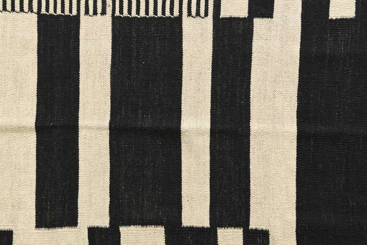 5' 1 x 6' 7 Hand Woven Kilim Modern Wool Rug