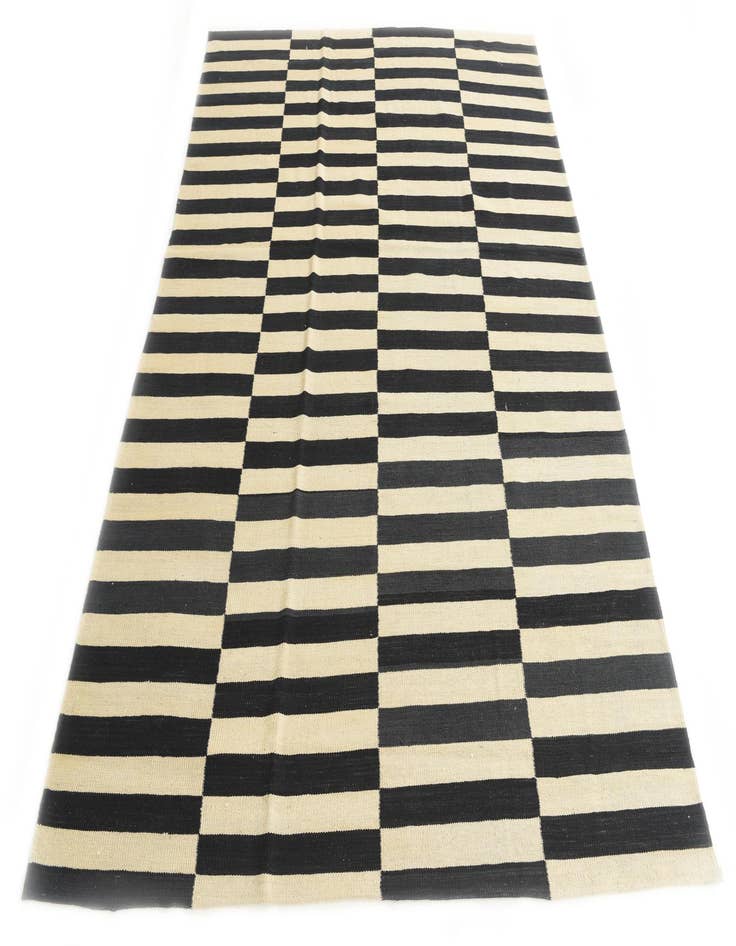 Detail image of 5' 9 x 7' 9  Hand Woven Kilim Modern Wool Rug