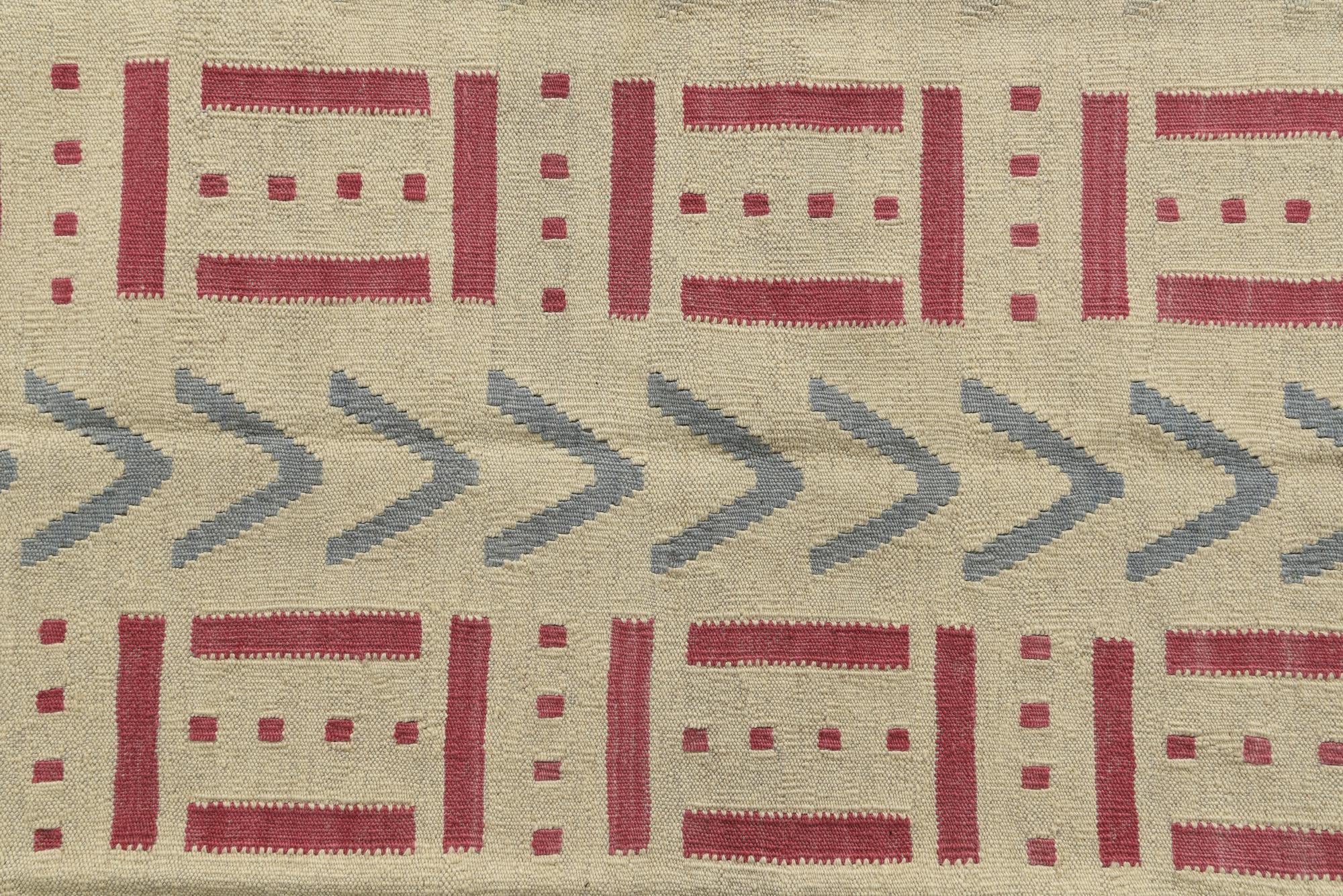 5' 1 x 6' 6 Hand Woven Kilim Modern Wool Rug