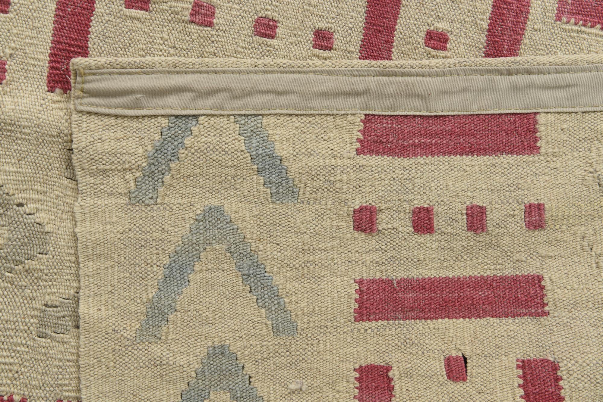 5' 1 x 6' 6 Hand Woven Kilim Modern Wool Rug