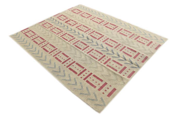 Detail image of 5' 2 x 6' 2 Hand Woven Kilim Modern Wool Rug