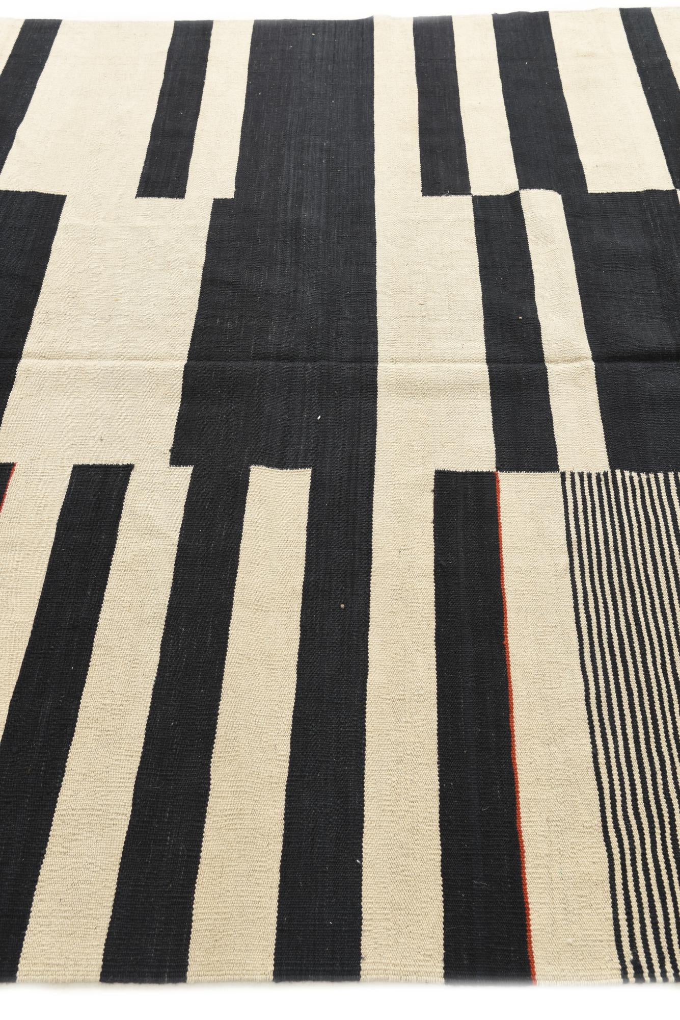 6' 9 x 9' 7 Hand Woven Kilim Modern Wool Rug