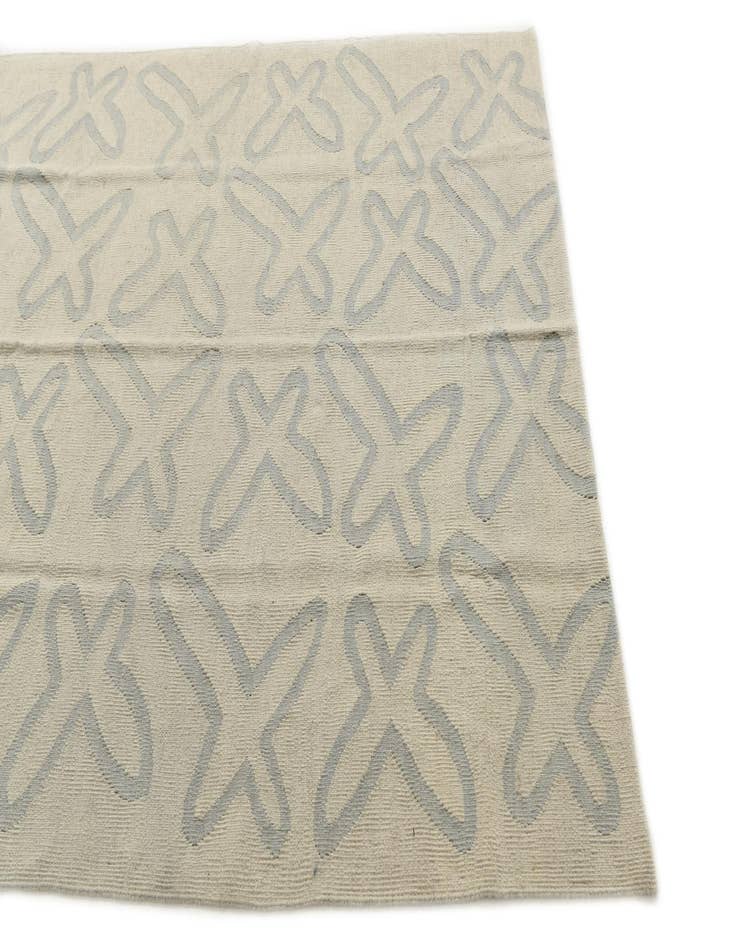 Detail image of 5' 1 x 6' 5  Hand Woven Kilim Modern Wool Rug