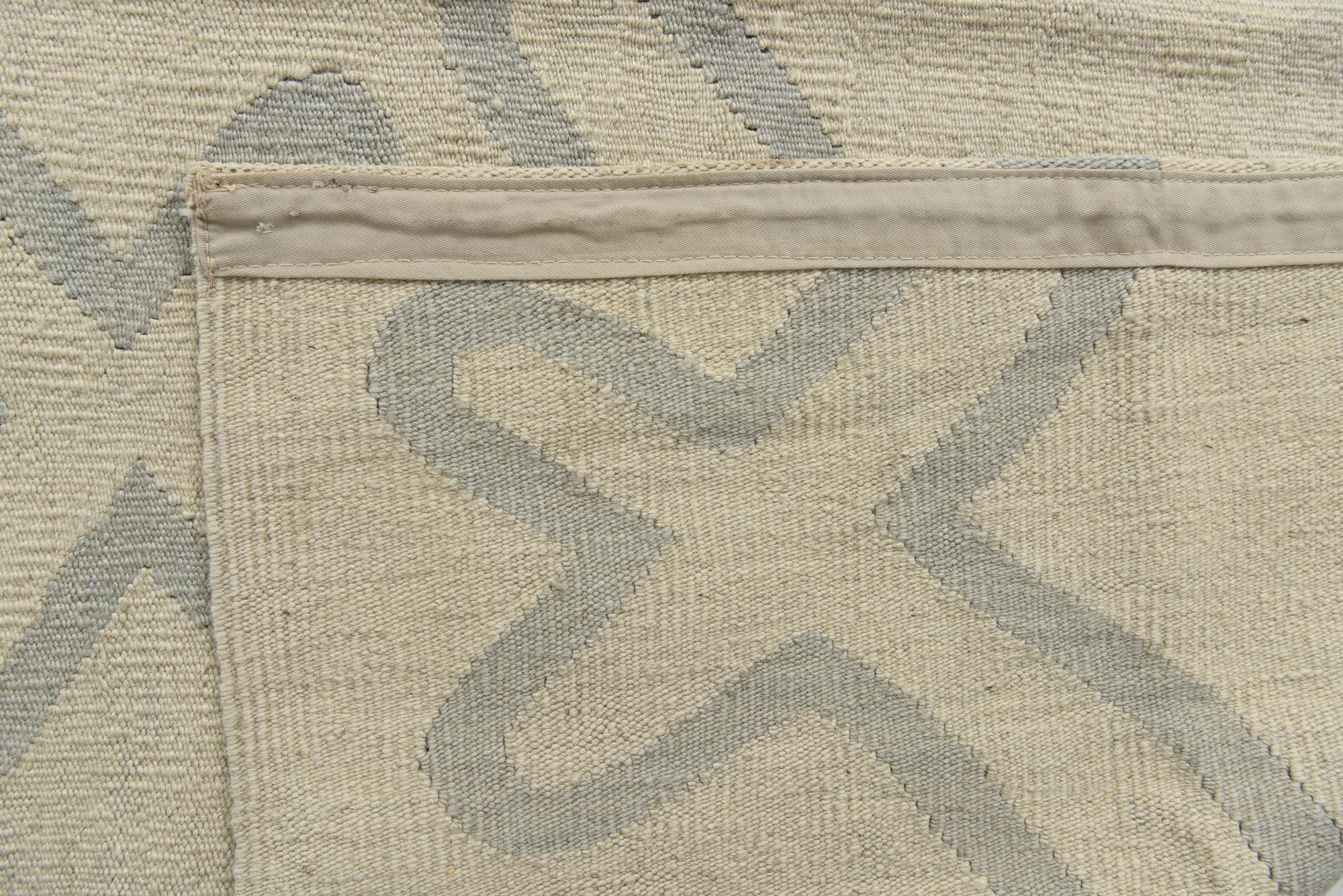 5' 1 x 6' 5 Hand Woven Kilim Modern Wool Rug