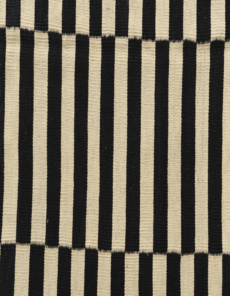 Detail image of 5' 1 x 6' 3  Hand Woven Kilim Modern Wool Rug