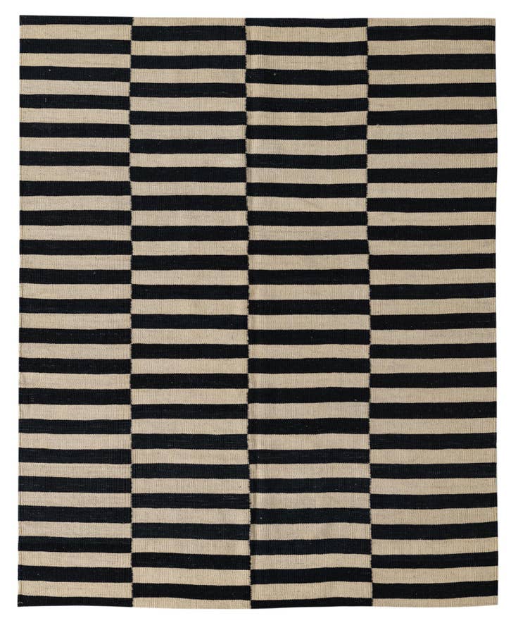 Detail image of 5' 1 x 6' 3 Hand Woven Kilim Modern Wool Rug