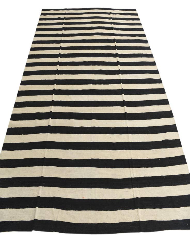 Detail image of 8' 3 x 9' 9  Hand Woven Kilim Modern Wool Rug