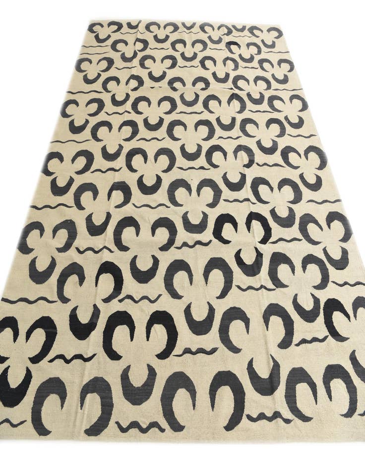 Detail image of 8' 7 x 9' 7  Hand Woven Kilim Modern Wool Rug