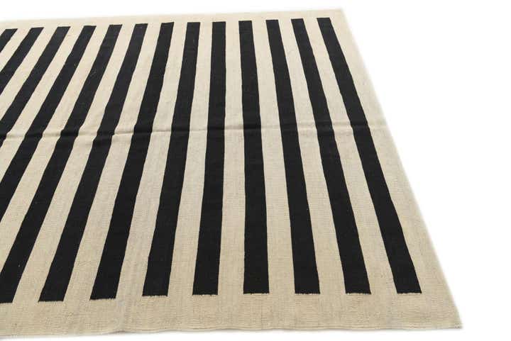 6' 8 x 9' 8 Hand Woven Kilim Modern Wool Rug