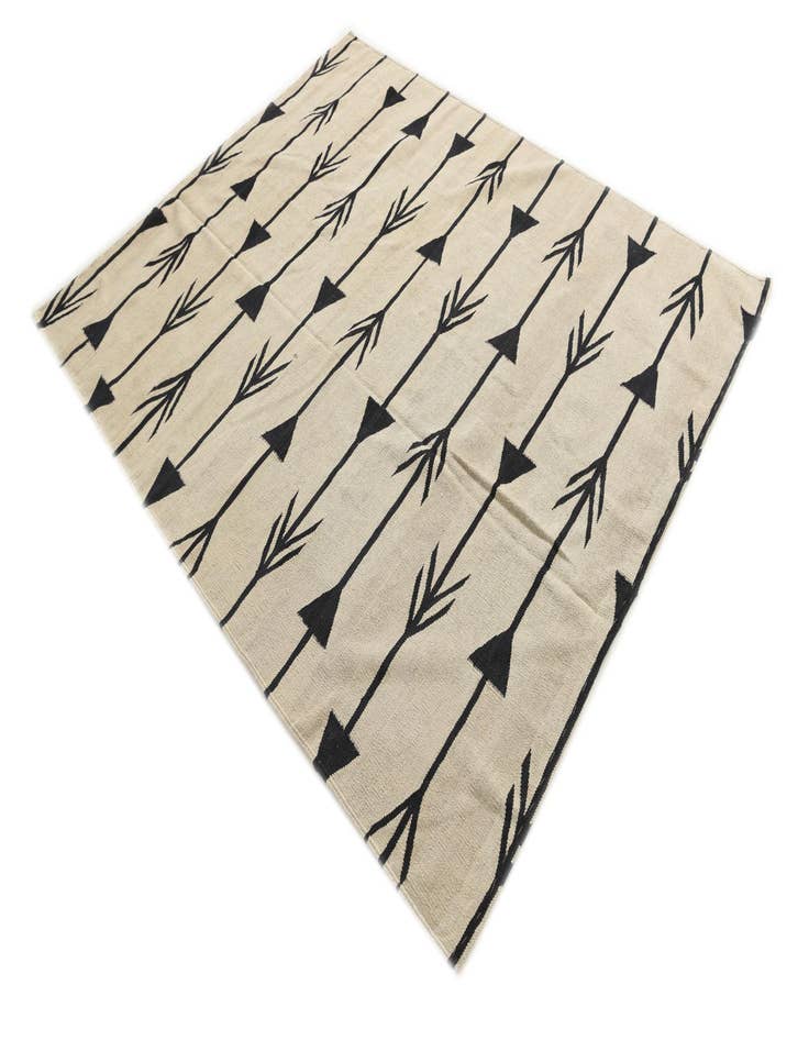 Detail image of 6' x 7' 4  Hand Woven Kilim Modern Wool Rug