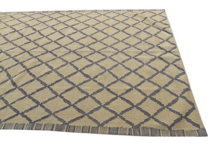 5' 9 x 7' 10 Hand Woven Kilim Modern Wool Rug