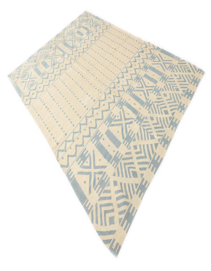 Detail image of 6' 9 x 9' 10  Hand Woven Kilim Modern Wool Rug