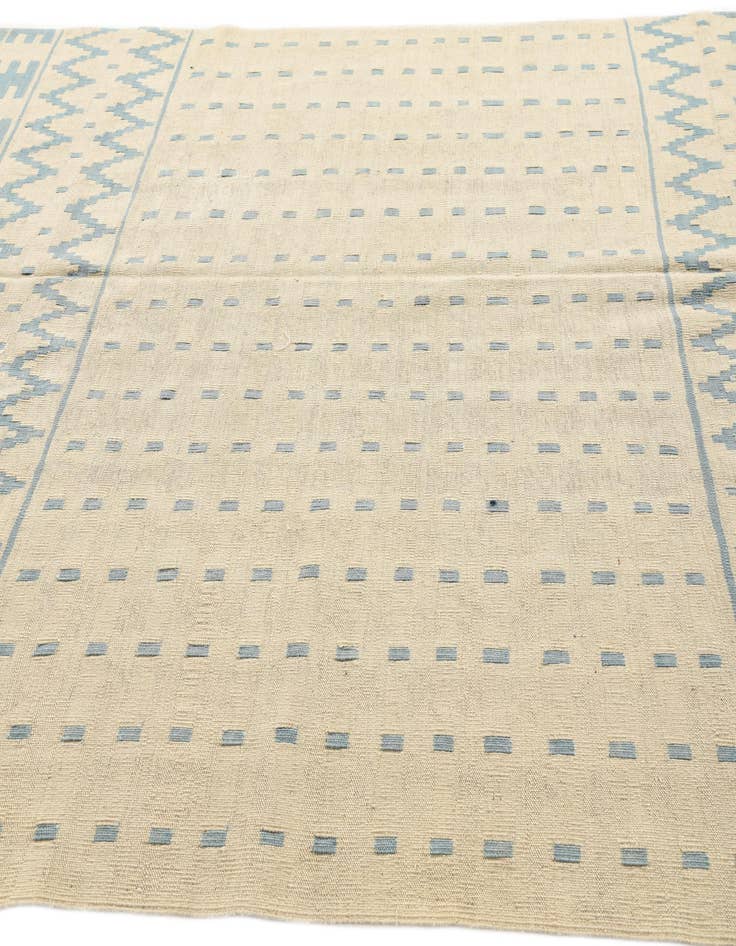 Detail image of 6' 9 x 9' 10  Hand Woven Kilim Modern Wool Rug