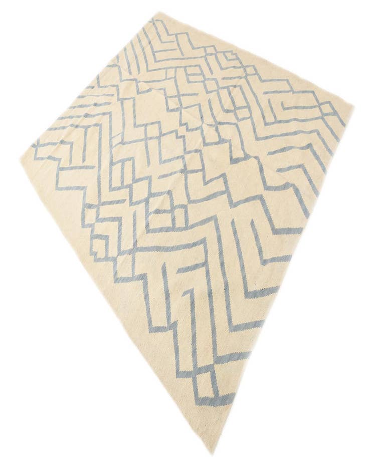 Detail image of 6' 3 x 7' 8  Hand Woven Kilim Modern Wool Rug