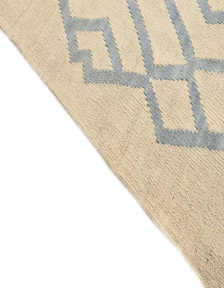 Detail image of 6' 3 x 7' 8  Hand Woven Kilim Modern Wool Rug
