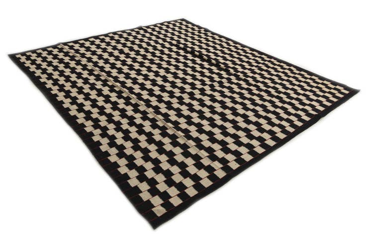 Detail image of 8' 4 x 9' 5 Hand Woven Kilim Modern Wool Rug