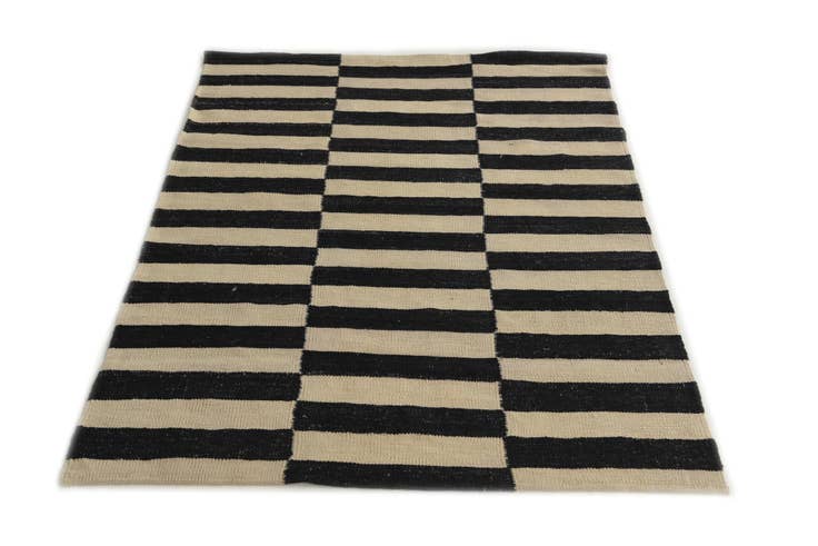 Detail image of 3' 6 x 5' Hand Woven Kilim Modern Wool Rug