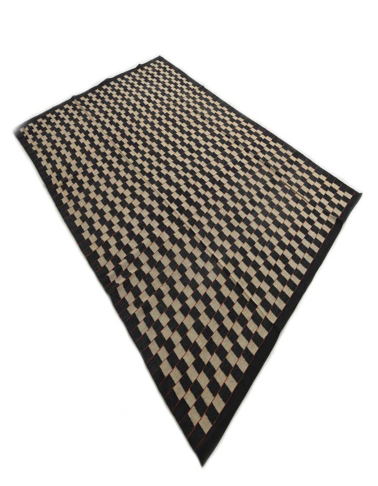 Detail image of 8' x 11' 4  Hand Woven Kilim Modern Wool Rug