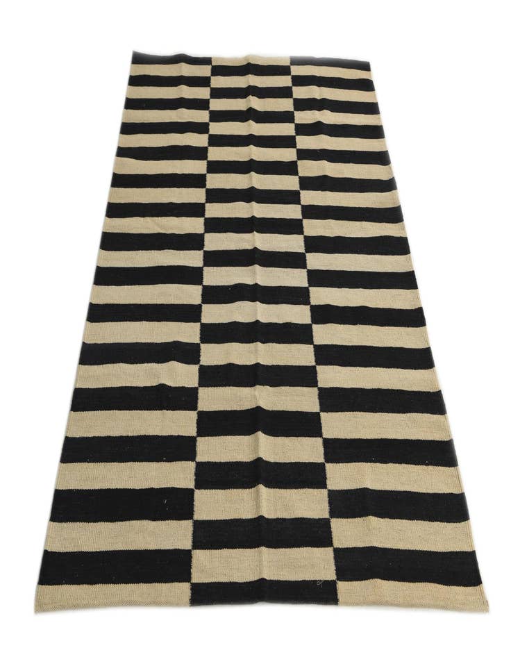 Detail image of 4' 3 x 5' 11  Hand Woven Kilim Modern Wool Rug