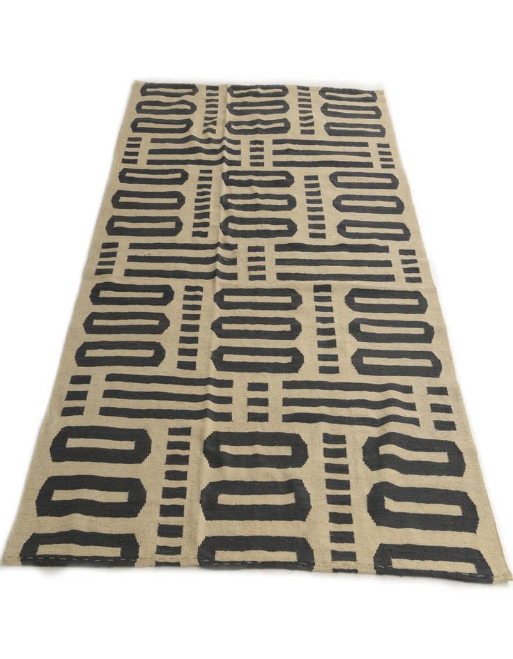 Detail image of 6' x 7' 5  Hand Woven Kilim Modern Wool Rug