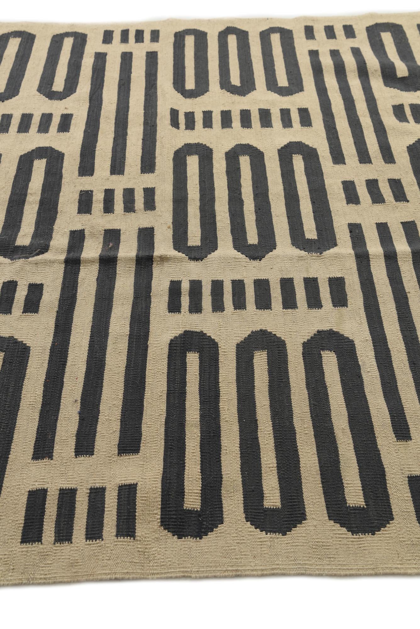6' x 7' 5 Hand Woven Kilim Modern Wool Rug