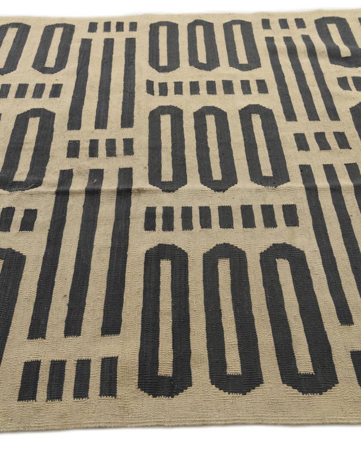 Detail image of 6' x 7' 5  Hand Woven Kilim Modern Wool Rug
