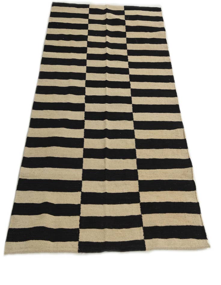 Detail image of 4' 3 x 6'  Hand Woven Kilim Modern Wool Rug