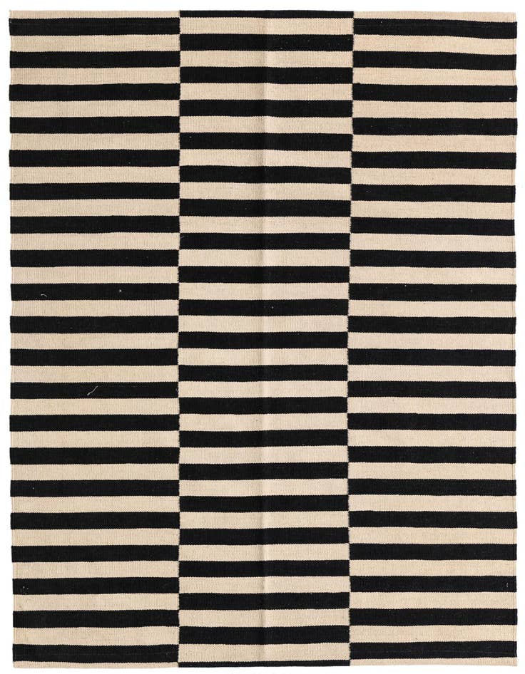 Detail image of 4' 1 x 5' 10 Hand Woven Kilim Modern Wool Rug