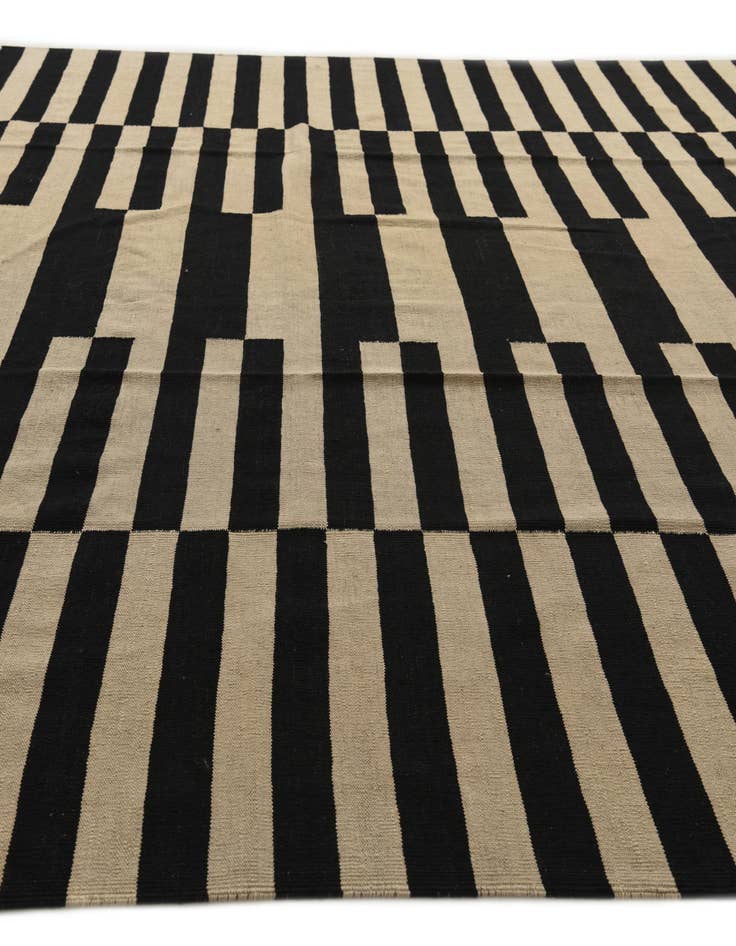 Detail image of 10' 2 x 13'  Hand Woven Kilim Modern Wool Rug