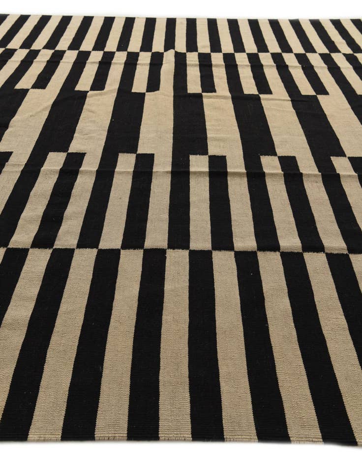 Detail image of 10' 2 x 13'  Hand Woven Kilim Modern Wool Rug