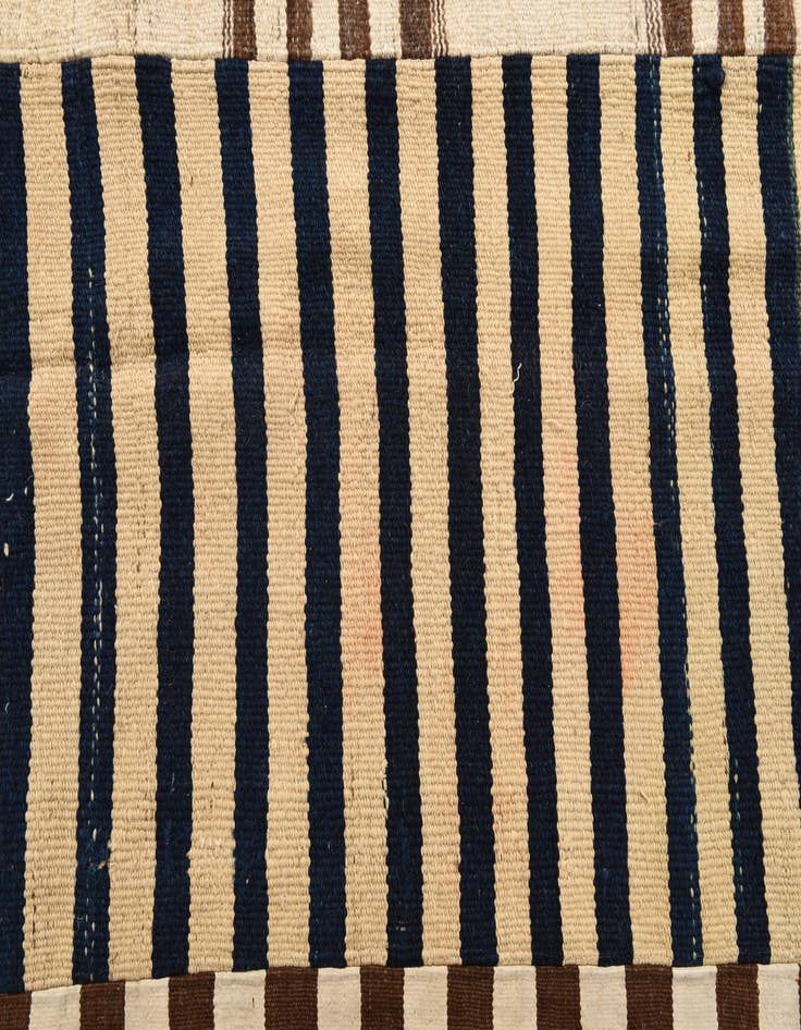 Detail image of 9' 5 x 12'  Hand Woven Kilim Modern Wool Rug