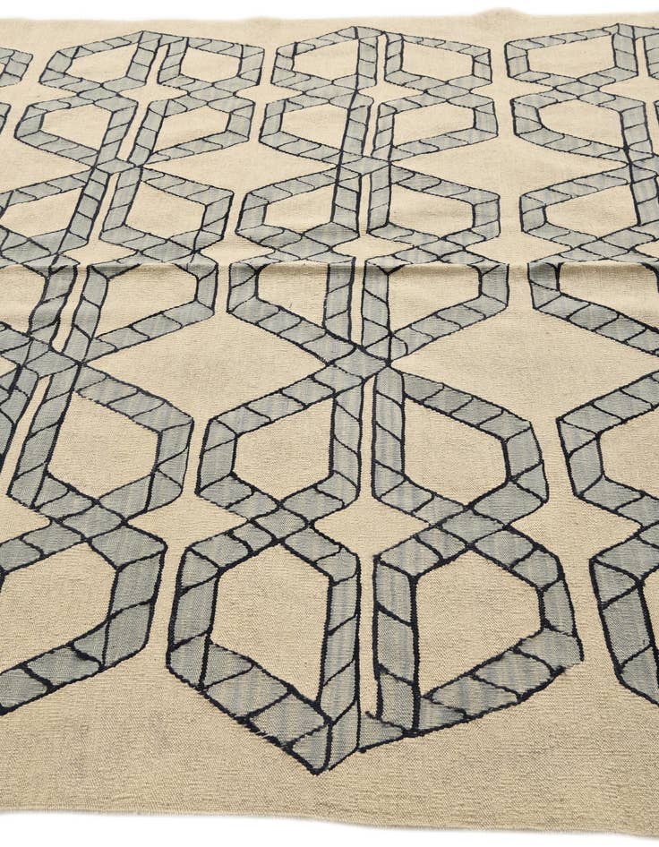 Detail image of 6' 10 x 9' 3  Hand Woven Kilim Modern Wool Rug