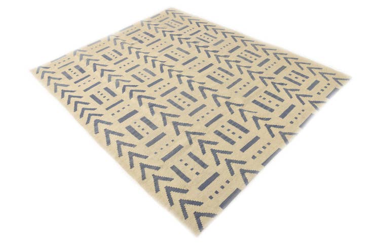 Detail image of 5' 2 x 6' 5 Hand Woven Kilim Modern Wool Rug