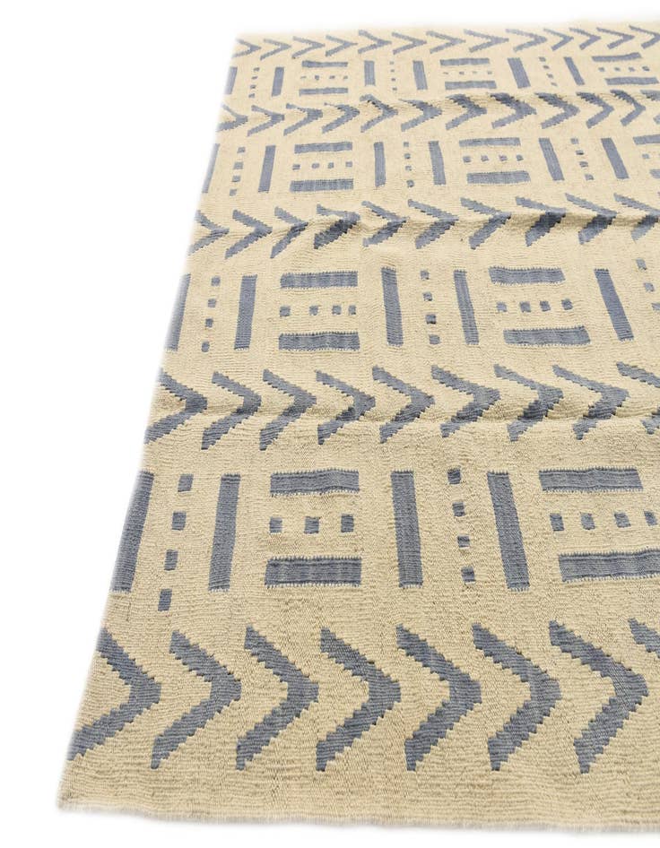 Detail image of 5' 2 x 6' 5  Hand Woven Kilim Modern Wool Rug