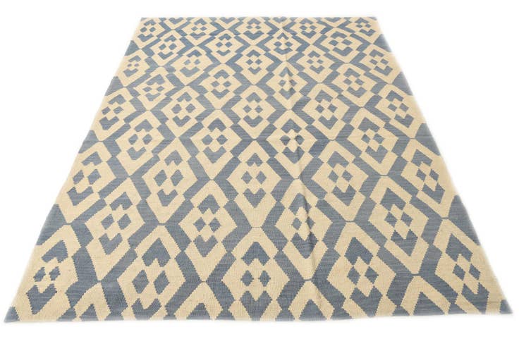 Detail image of 6' 2 x 8' 2 Hand Woven Kilim Modern Wool Rug