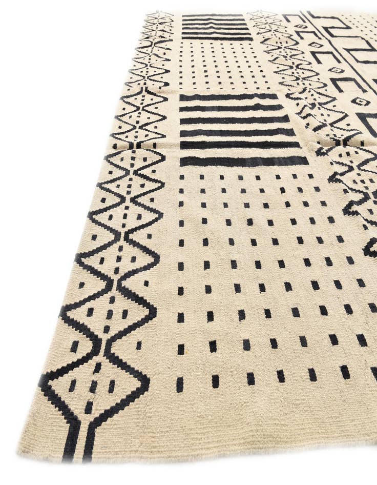 Detail image of 8' 6 x 9' 5  Hand Woven Kilim Modern Wool Rug