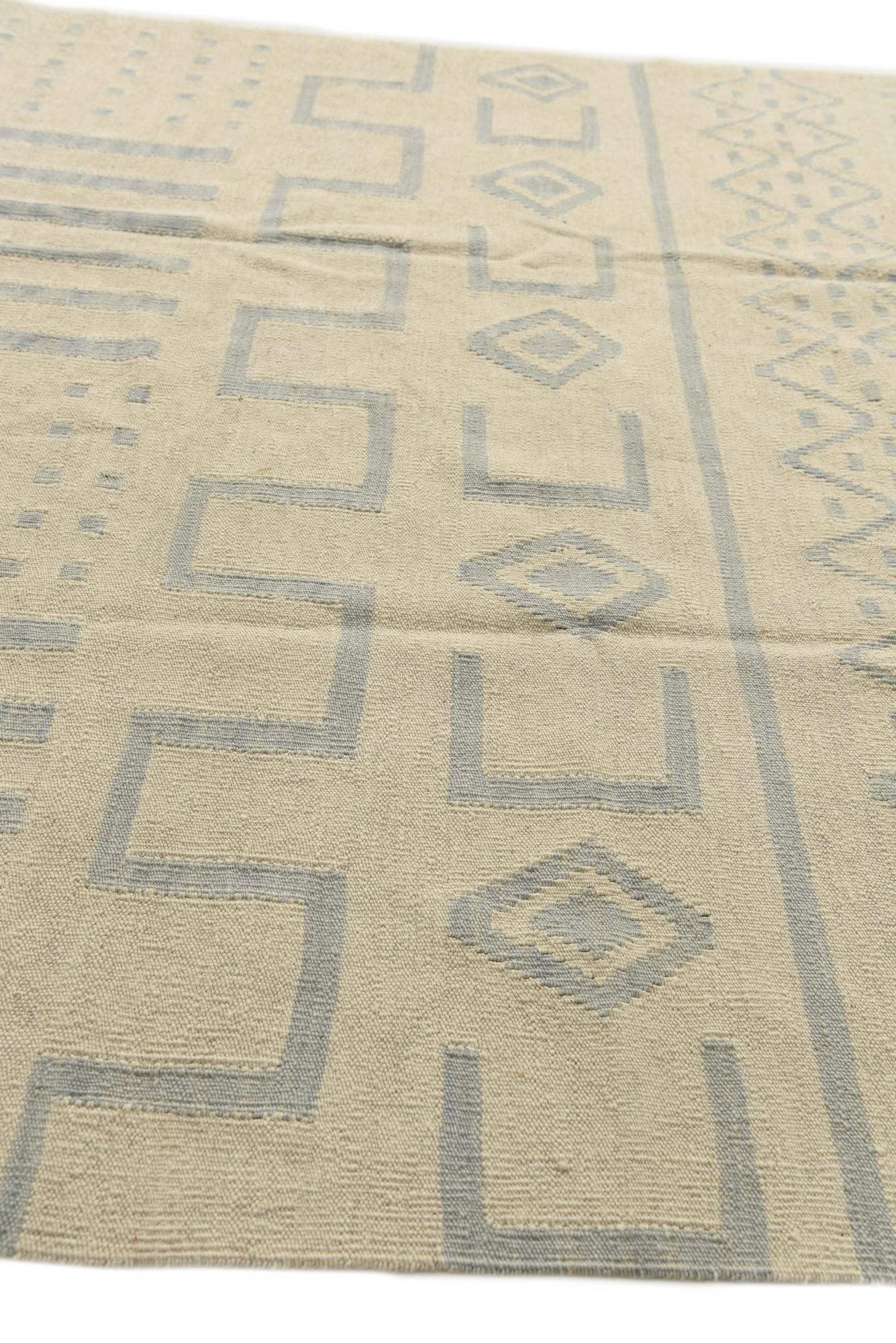 5' 1 x 6' 5 Hand Woven Kilim Modern Wool Rug