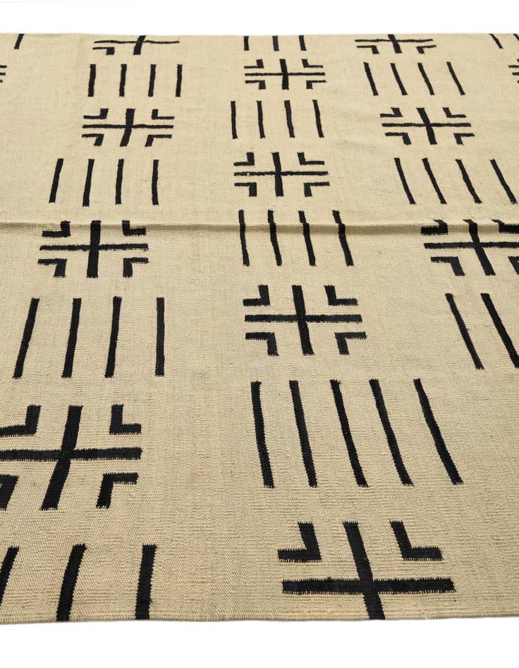 Detail image of 6' 11 x 9' 3  Hand Woven Kilim Modern Wool Rug