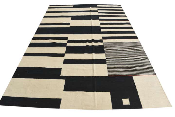 6' 6 x 9' 6 Hand Woven Kilim Modern Wool Rug