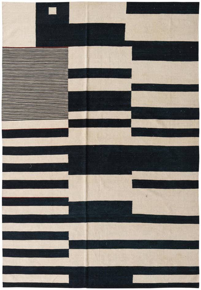 Detail image of 6' 6 x 9' 6 Hand Woven Kilim Modern Wool Rug
