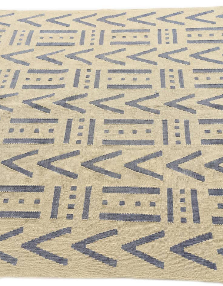 Detail image of 5' 3 x 6' 5  Hand Woven Kilim Modern Wool Rug