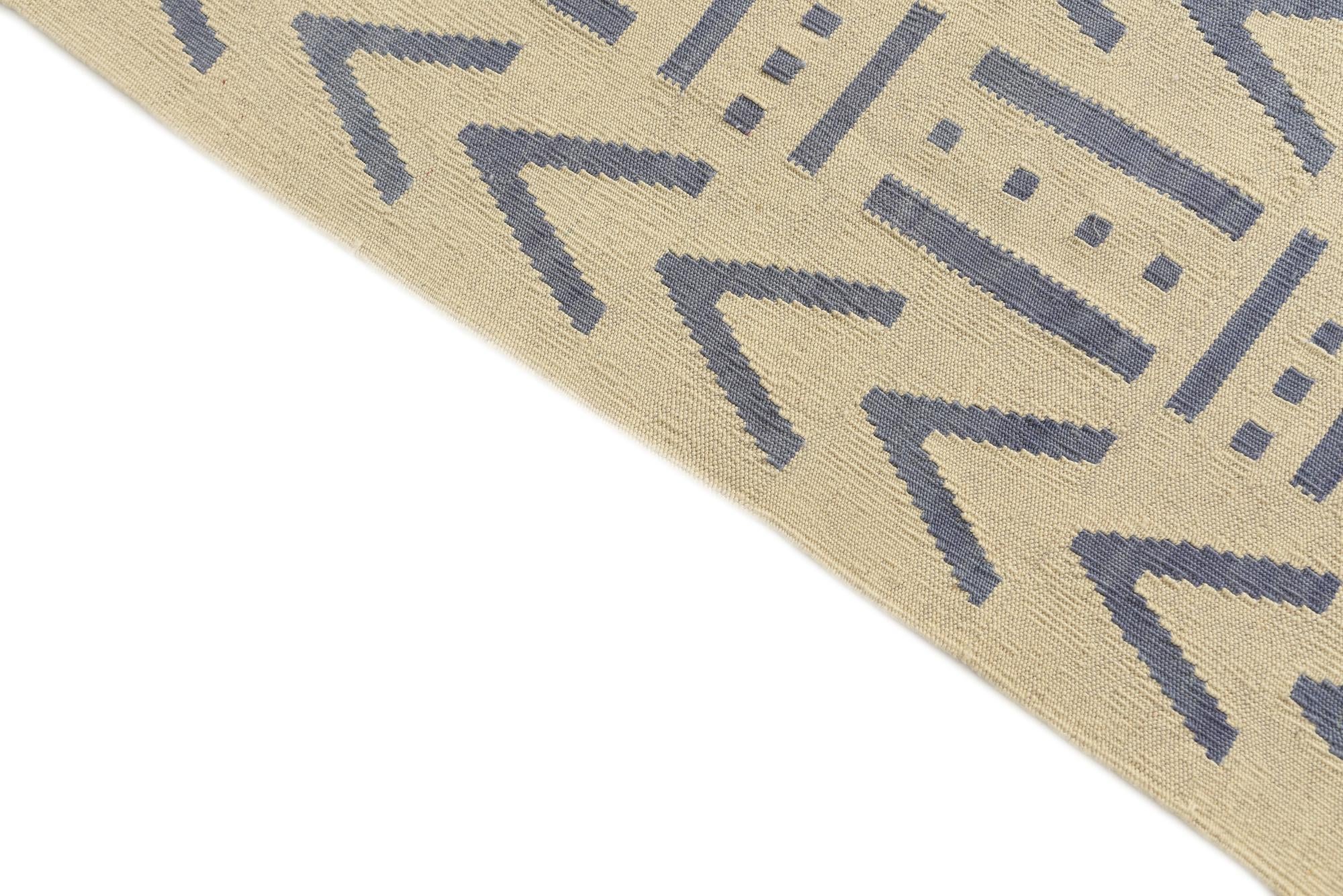 5' 3 x 6' 5 Hand Woven Kilim Modern Wool Rug