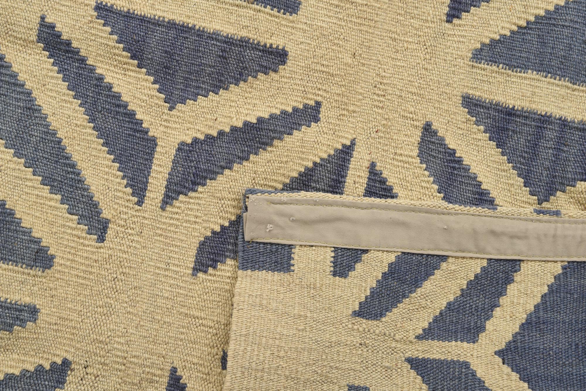 4' 6 x 5' 6 Hand Woven Kilim Modern Wool Rug