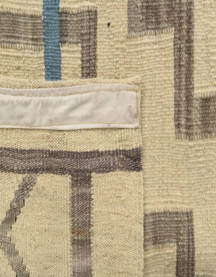 Detail image of 6' x 7' 6  Hand Woven Kilim Modern Wool Rug