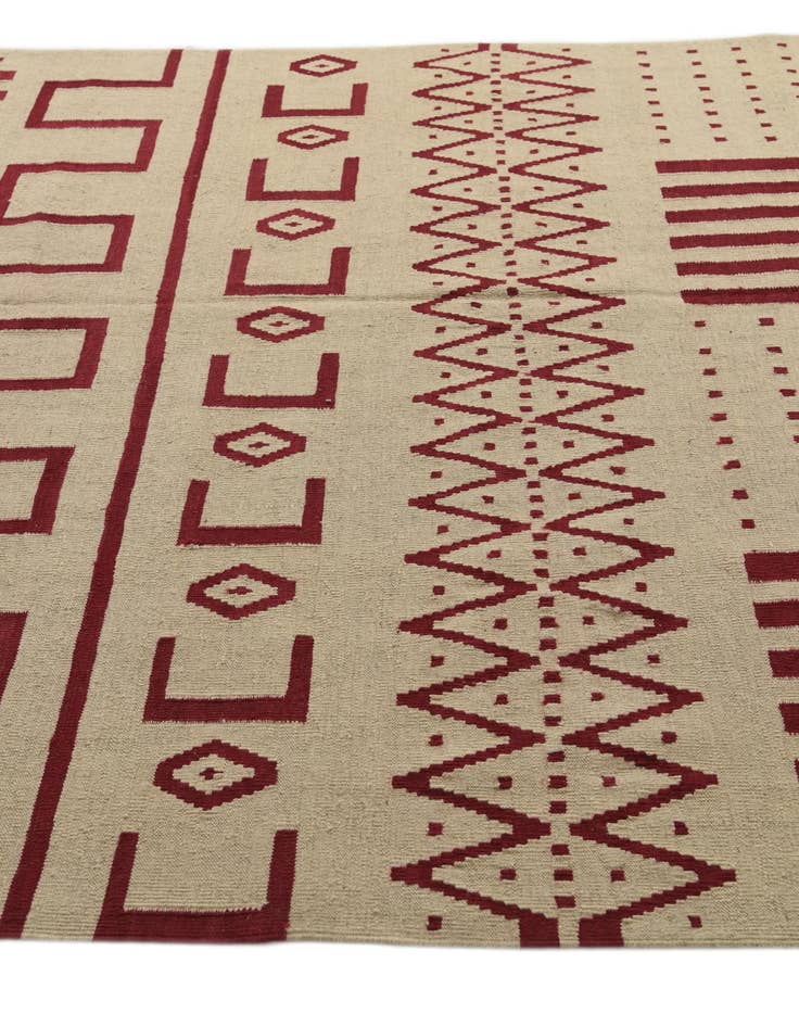 Detail image of 6' 9 x 9' 10  Hand Woven Kilim Modern Wool Rug