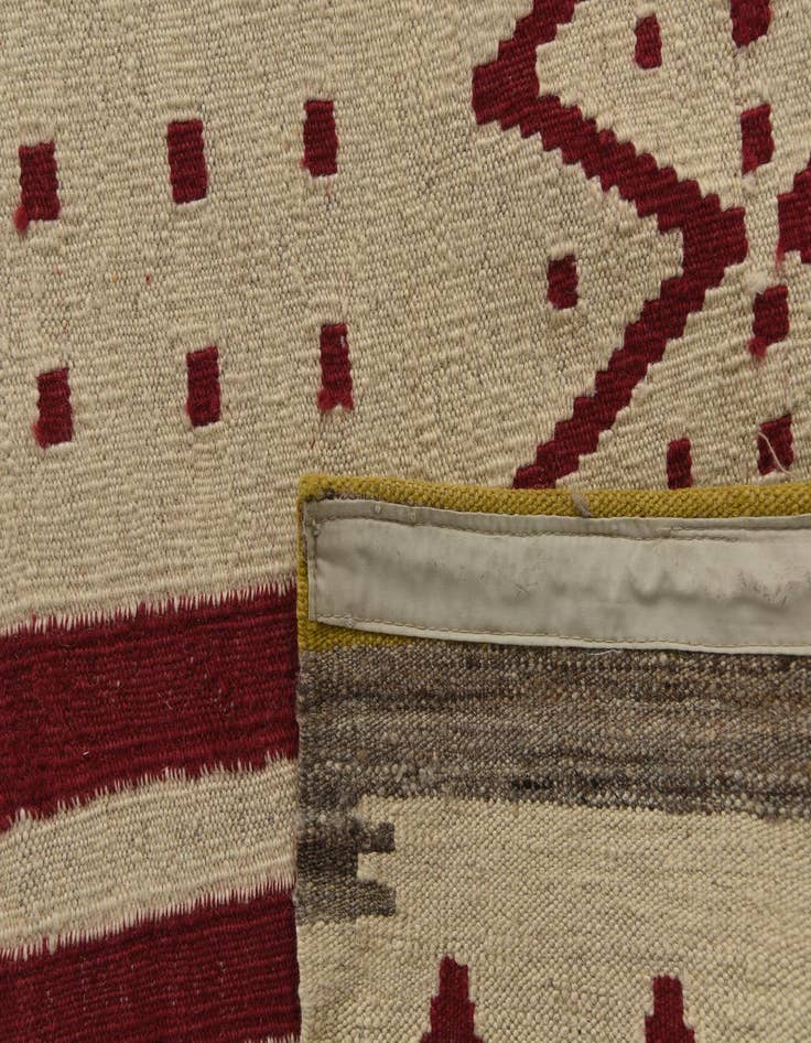 Detail image of 6' 9 x 9' 10  Hand Woven Kilim Modern Wool Rug